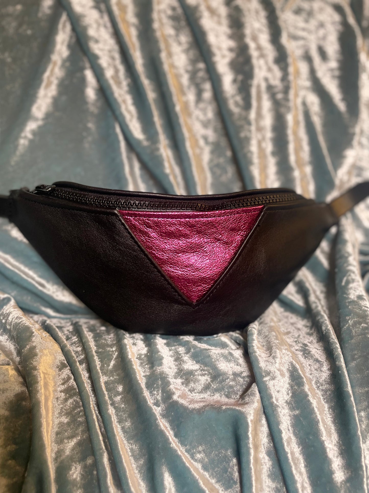 Black with Metallic Fuschia Triangle